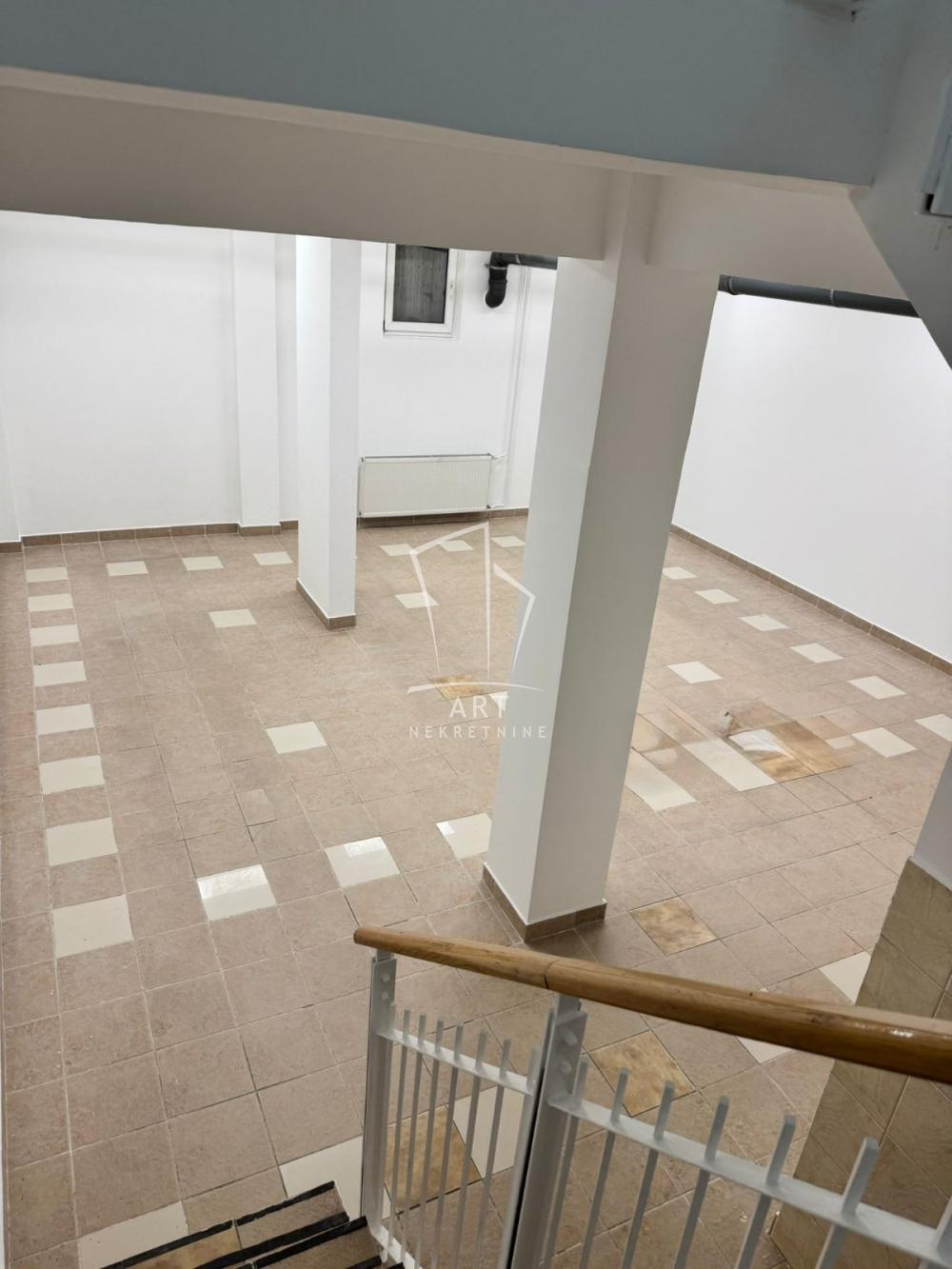 Slika 6 - Jove Ilića,  Lokal za izdavanje, 232m2, 2.500€