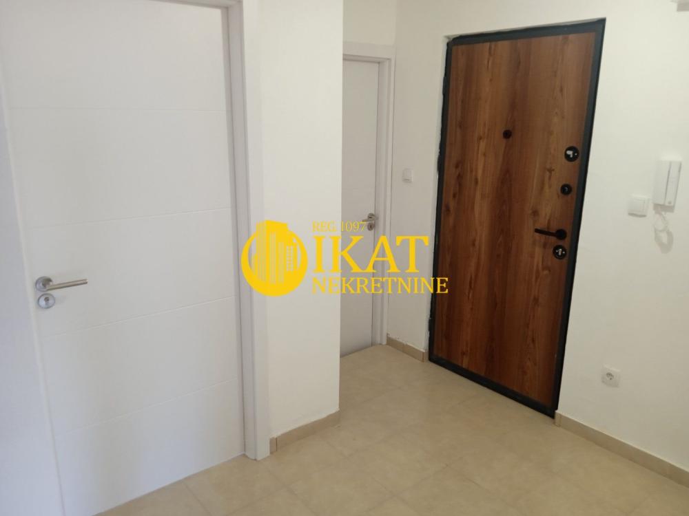 Slika 2 - Maršala Tita, Trosoban stan na prodaju, 49m2, 87.000€