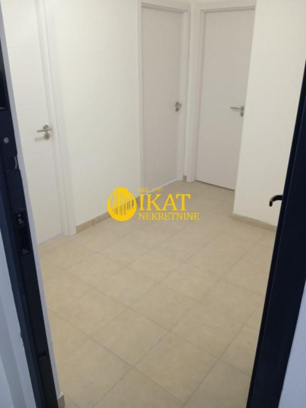 Slika 3 - Maršala Tita, Trosoban stan na prodaju, 49m2, 87.000€