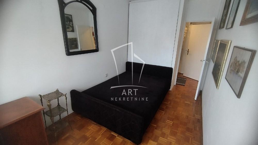 Slika 6 - Bulevar oslobođenja, Trosoban stan za izdavanje, 70m2, 600€