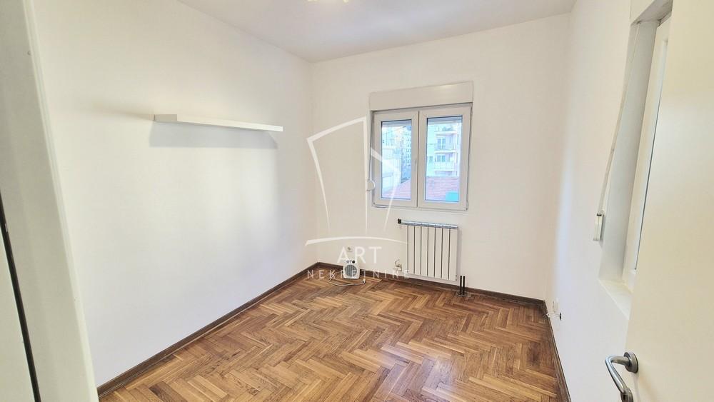 Slika 10 - Bulevar despota Stefana, Trosoban stan za izdavanje, 80m2, 650€