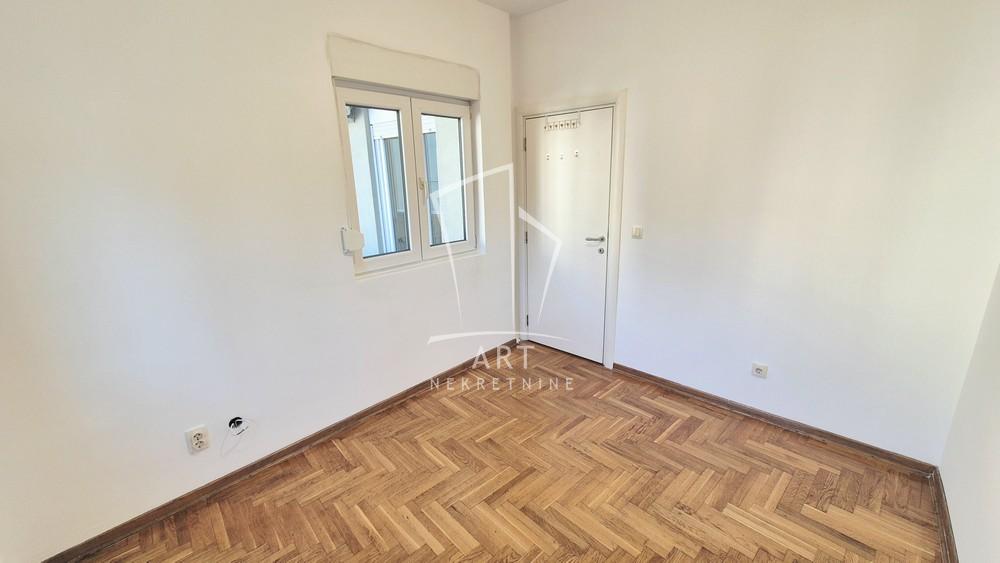 Slika 11 - Bulevar despota Stefana, Trosoban stan za izdavanje, 80m2, 650€