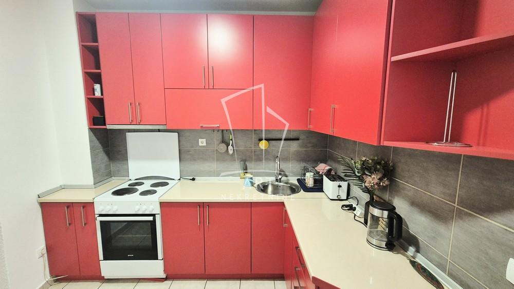 Slika 3 - Bulevar despota Stefana, Trosoban stan za izdavanje, 80m2, 650€