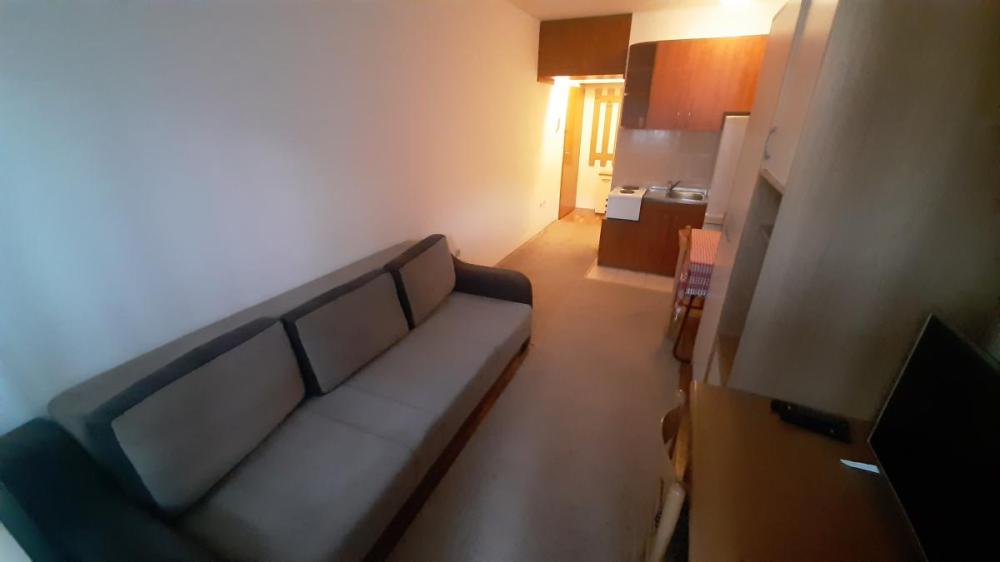 Slika 2 - Jednosoban stan za izdavanje, 22m2, 240€
