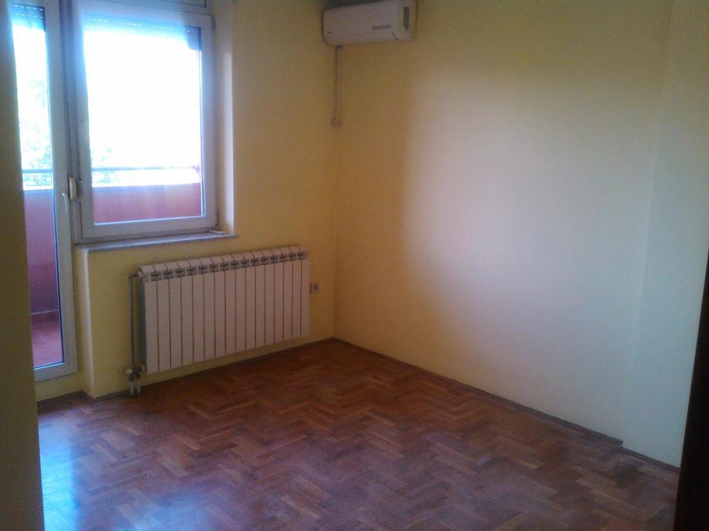 Slika 3 - Četvorosoban stan za izdavanje, 103m2, 600€