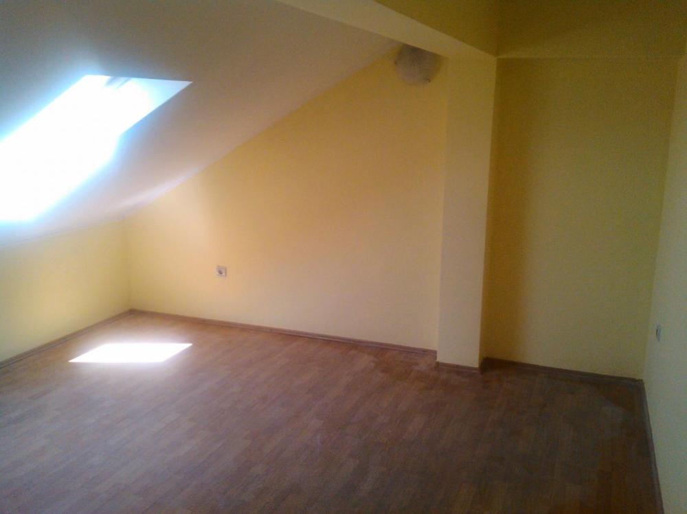 Slika 5 - Četvorosoban stan za izdavanje, 103m2, 600€