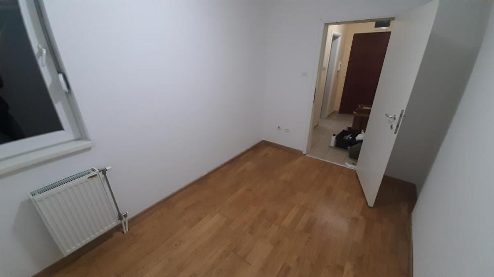 Slika 5 - Jednoiposoban stan za izdavanje, 40m2, 350€