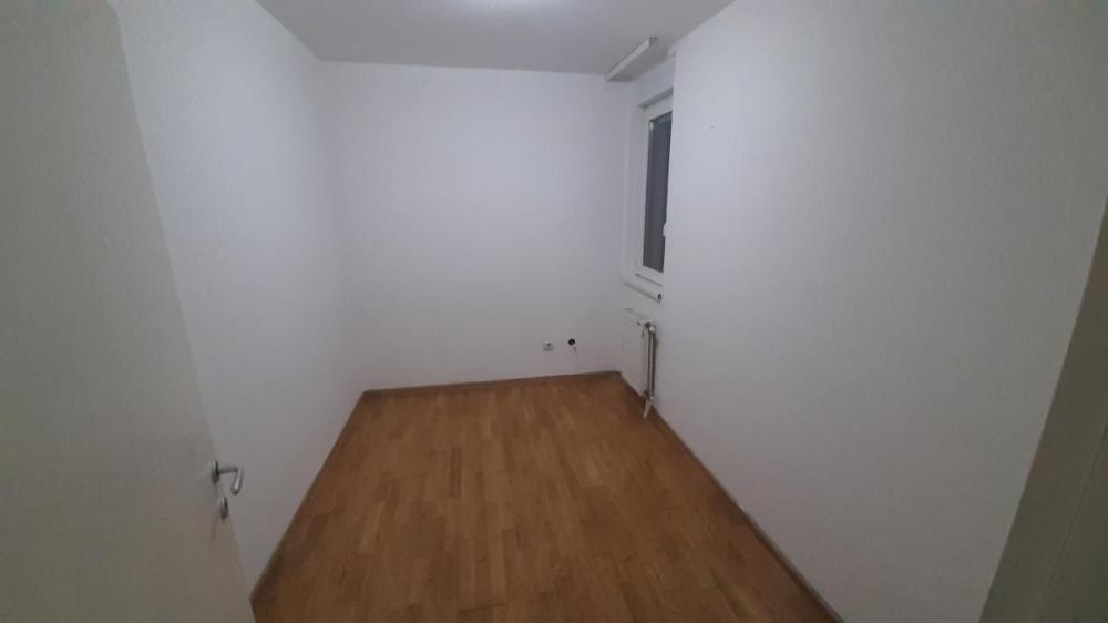 Slika 4 - Jednoiposoban stan za izdavanje, 40m2, 350€