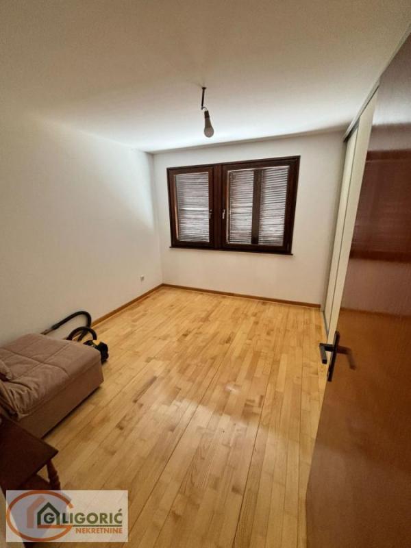 Slika 3 - Partizanski put,  Kuća na prodaju, 55m2, 80.000€