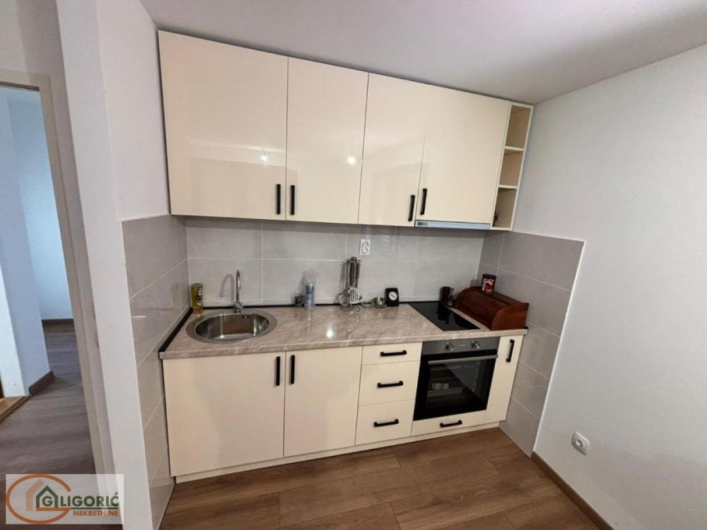 Slika 2 - Partizanski put,  Kuća na prodaju, 55m2, 80.000€