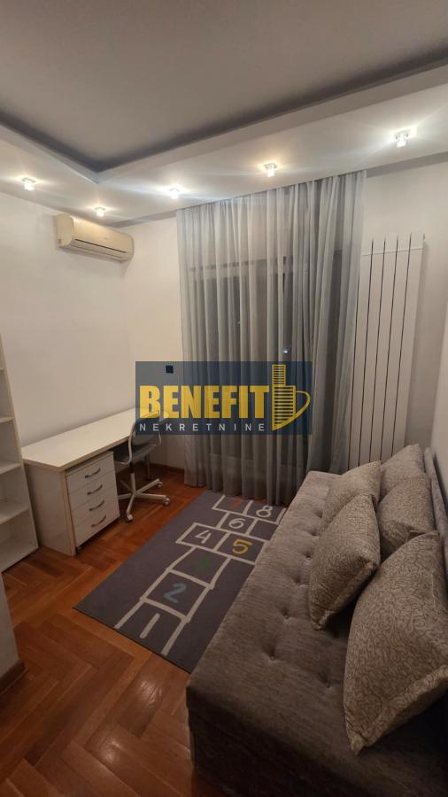 Slika 9 - Četvorosoban stan za izdavanje, 97m2, 1.450€