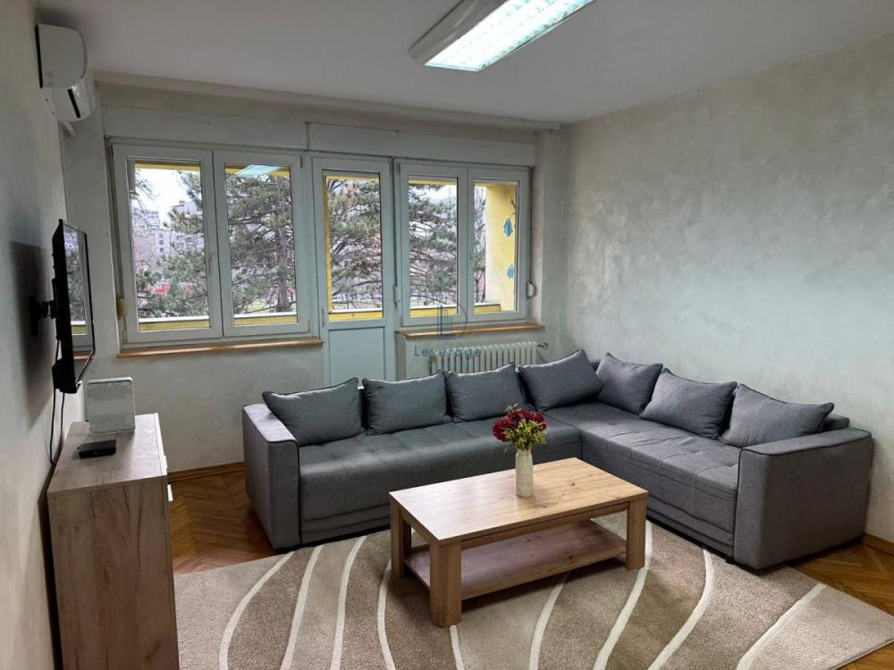 Slika 1 - Admirala Geprata, Četvorosoban stan za izdavanje, 105m2, 1.300€