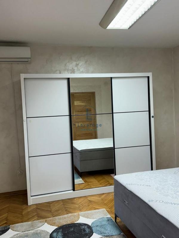 Slika 4 - Admirala Geprata, Četvorosoban stan za izdavanje, 105m2, 1.300€