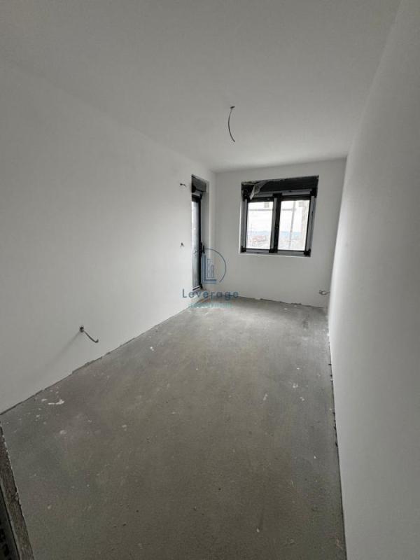 Slika 6 - Nine Kirsanove, Dvoiposoban stan na prodaju, 66m2, 133.500€