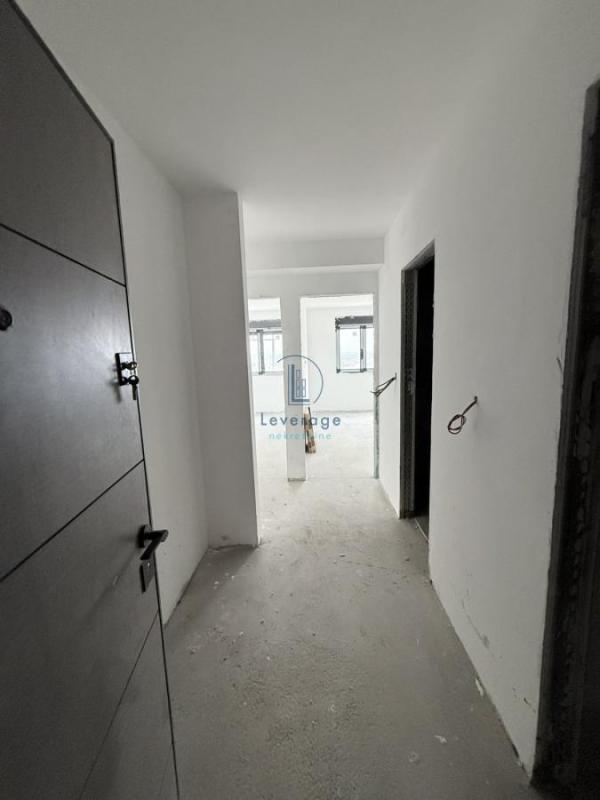 Slika 2 - Nine Kirsanove, Dvoiposoban stan na prodaju, 66m2, 133.500€