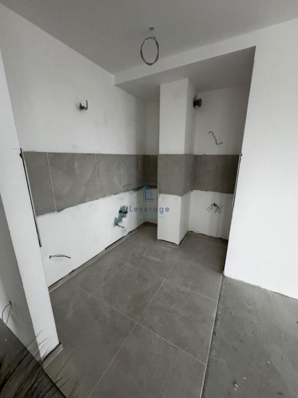 Slika 8 - Nine Kirsanove, Dvoiposoban stan na prodaju, 66m2, 133.500€