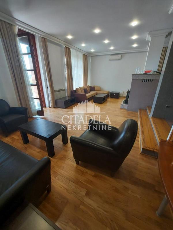 Slika 9 - Cara Iraklija,  Kuća za izdavanje, 400m2, 5.000€