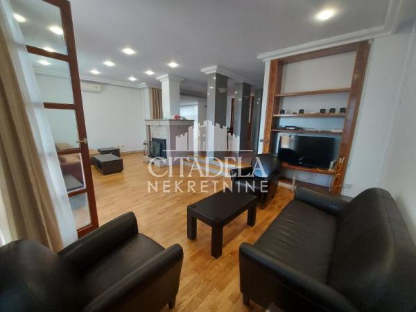 Slika 7 - Cara Iraklija,  Kuća za izdavanje, 400m2, 5.000€