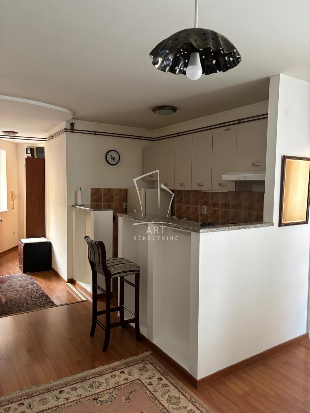 Slika 3 - Bulevar Despota Stefana, Jednoiposoban stan za izdavanje, 45m2, 500€