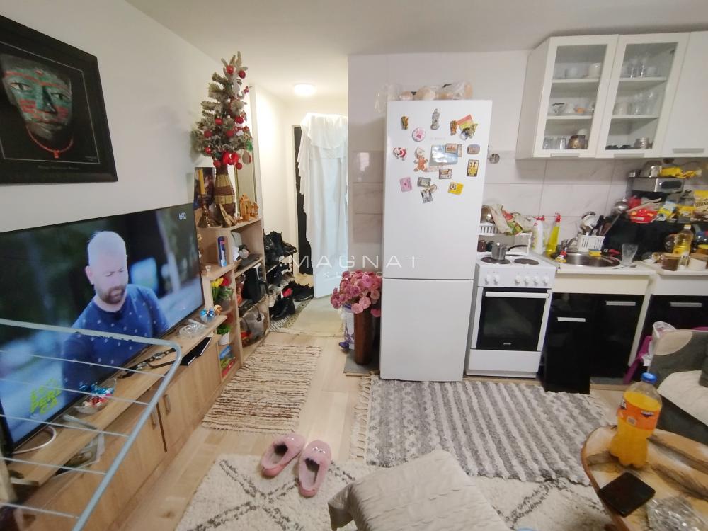 Glavna slika oglasa 385933