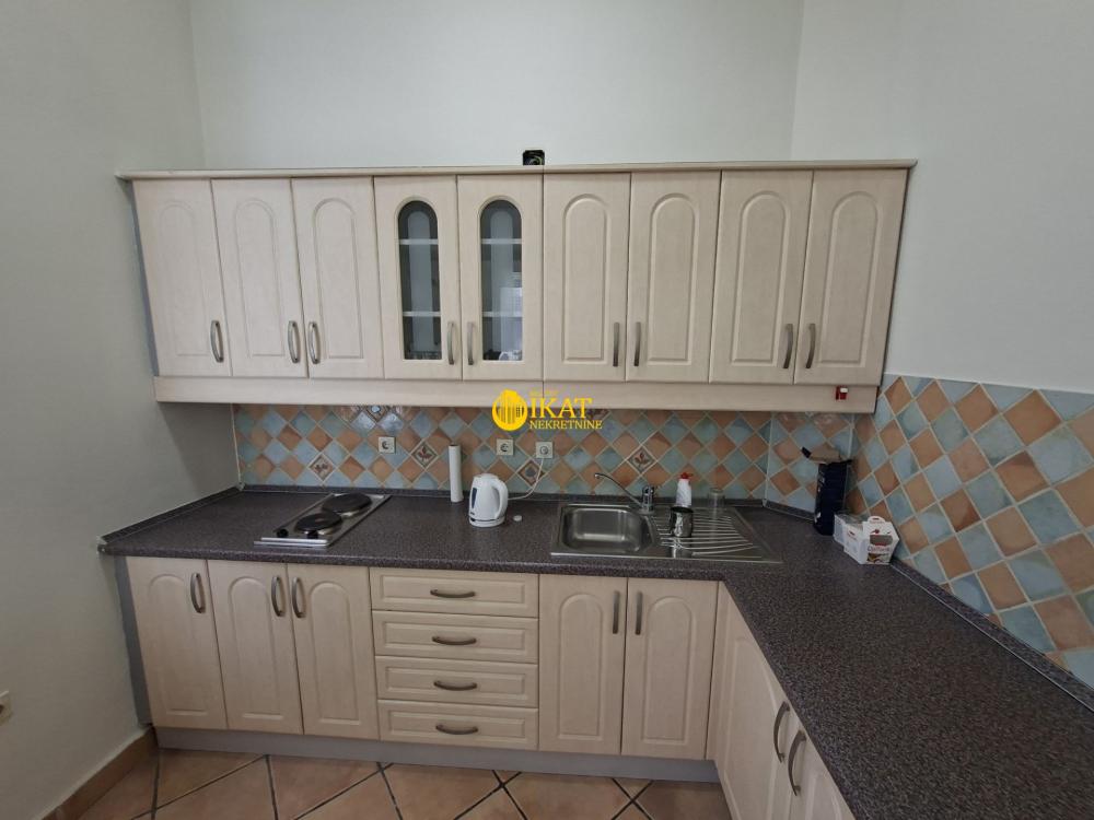 Slika 8 - Pariska,  Lokal za izdavanje, 130m2, 2.500€