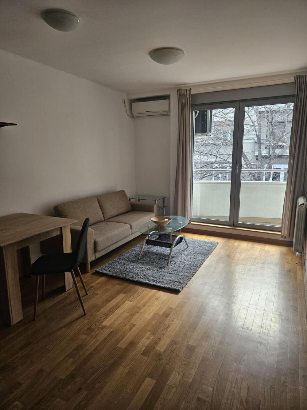 Slika 3 - Gundulićev Venac, Dvosoban stan za izdavanje, 45m2, 650€