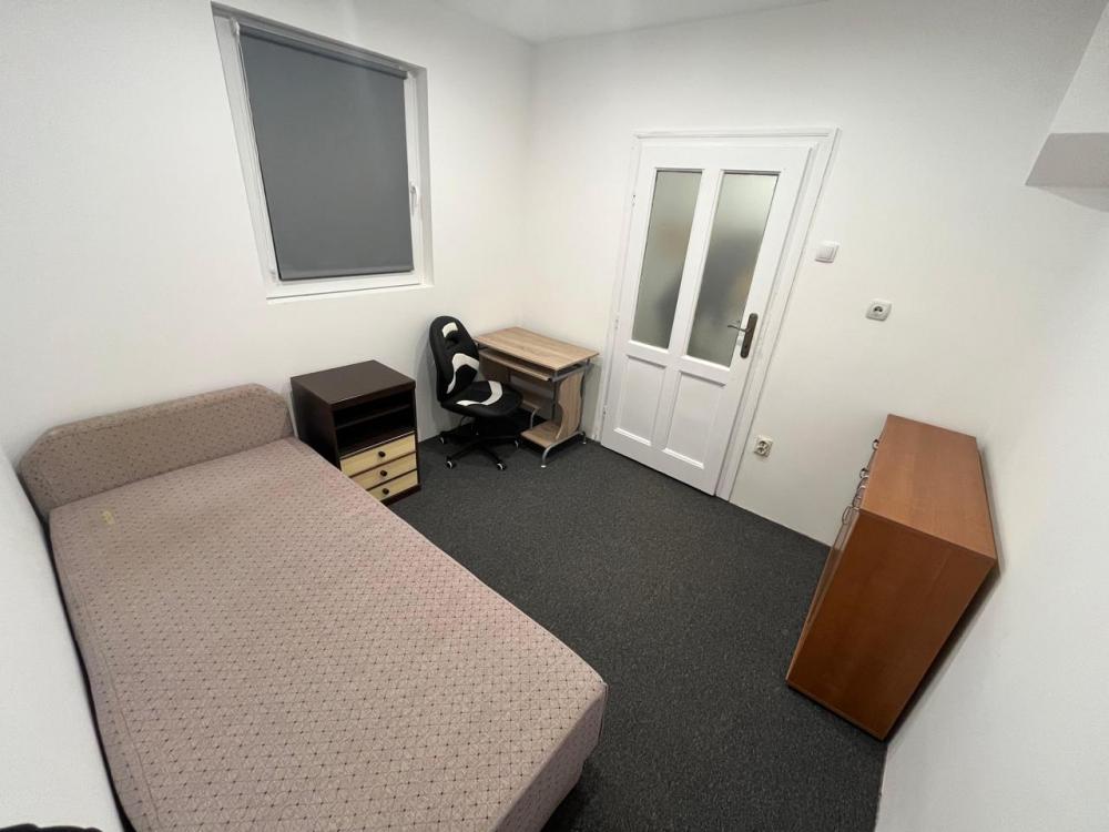 Slika 4 - Zelengorska, Jednoiposoban stan za izdavanje, 35m2, 400€