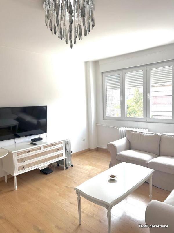 Slika 1 - Miloša Pocerca, Dvoiposoban stan za izdavanje, 50m2, 1.000€