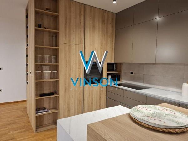 Slika 6 - Branka Bajića, Troiposoban stan za izdavanje, 133m2, 1.300€