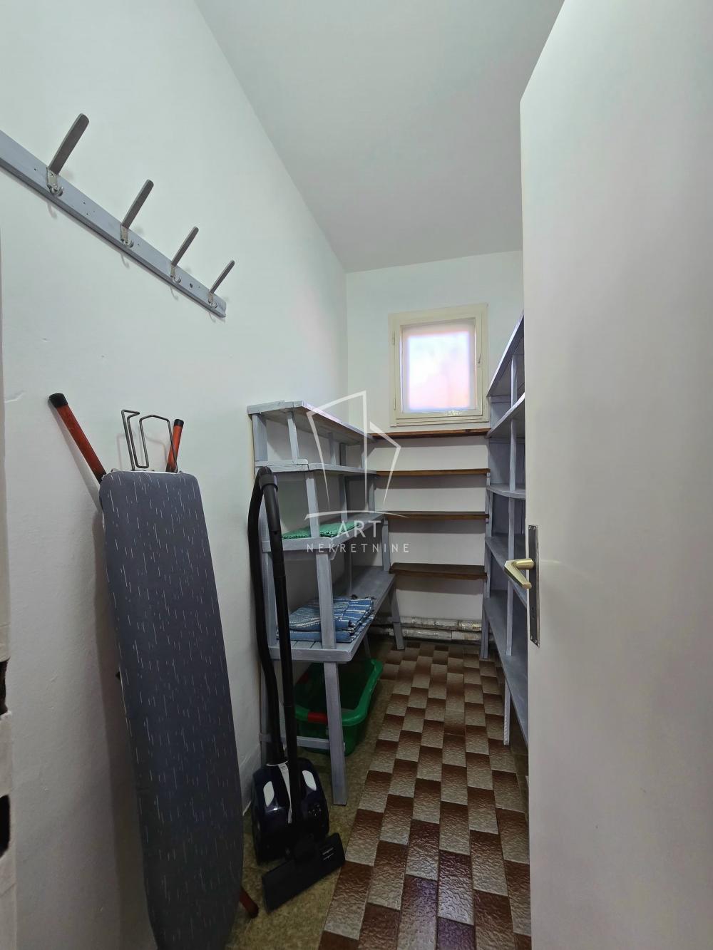 Slika 8 - Olge Petrov,  Kuća za izdavanje, 90m2, 600€