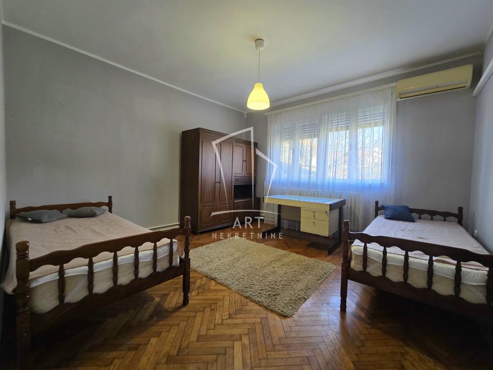 Slika 2 - Olge Petrov,  Kuća za izdavanje, 90m2, 600€