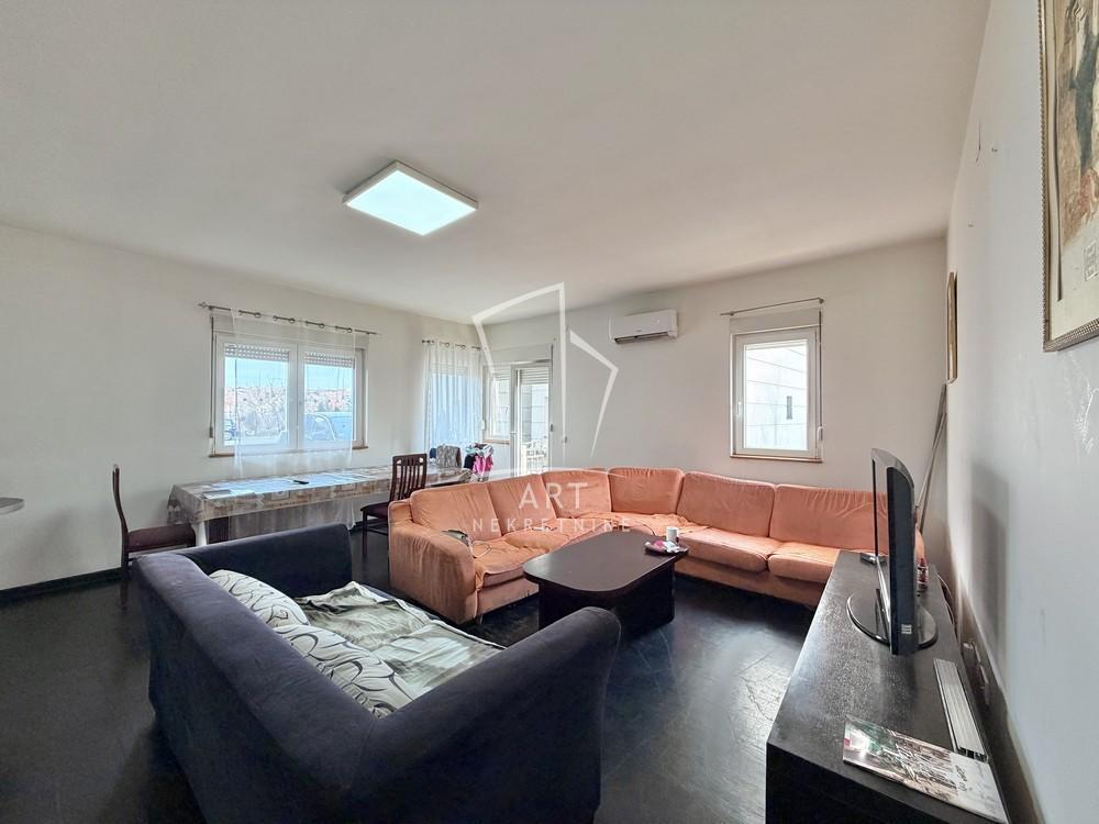 Glavna slika -Matice Srpske, Trosoban stan na prodaju, 76m2, 175.000€