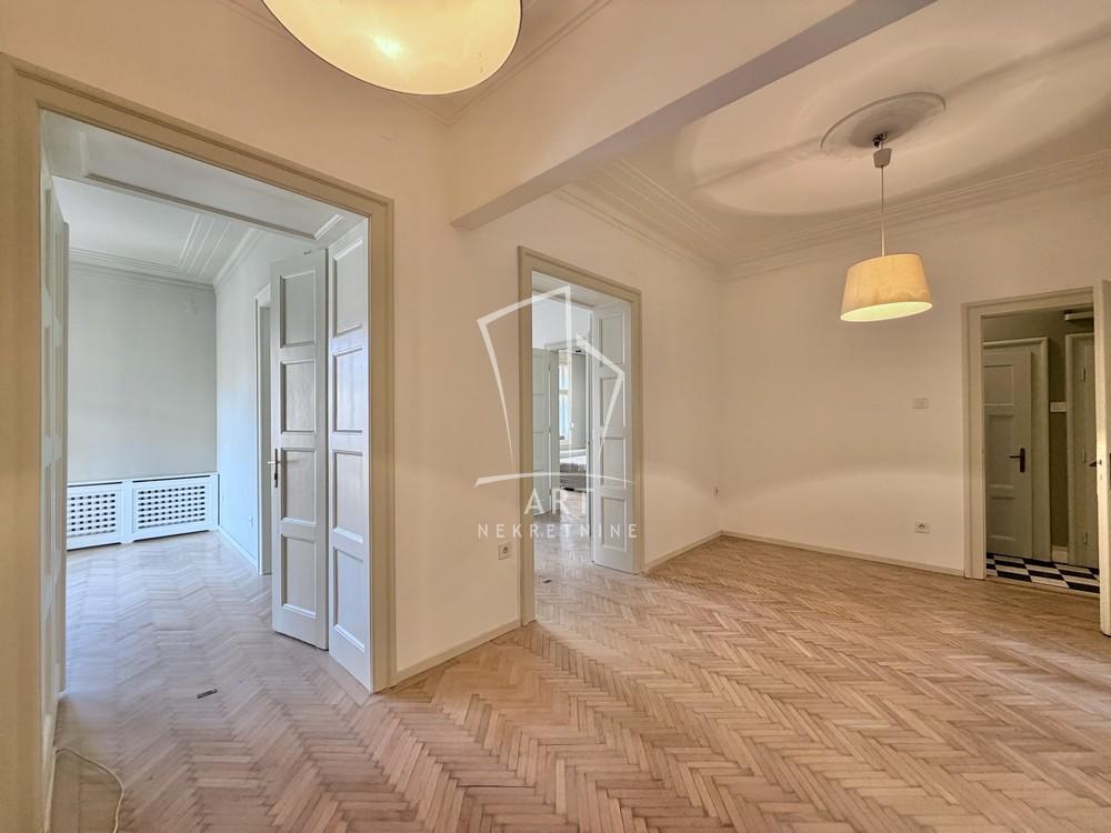 Slika 4 - Braće Jugovića, Četvorosoban stan na prodaju, 96m2, 480.000€