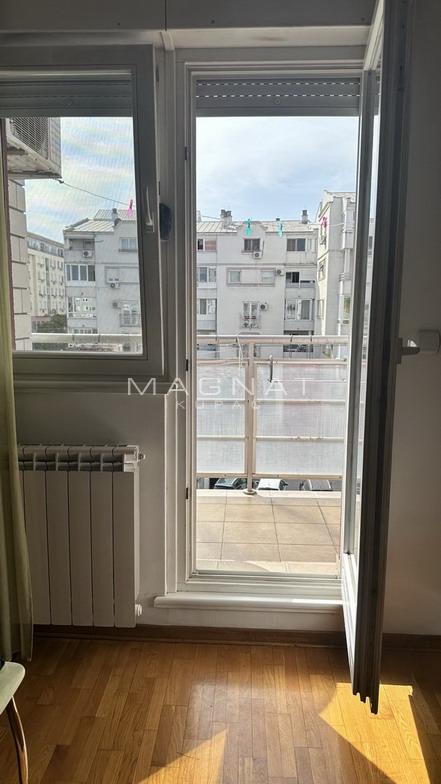 Slika 10 - Gandijeva, Jednoiposoban stan za izdavanje, 40m2, 500€