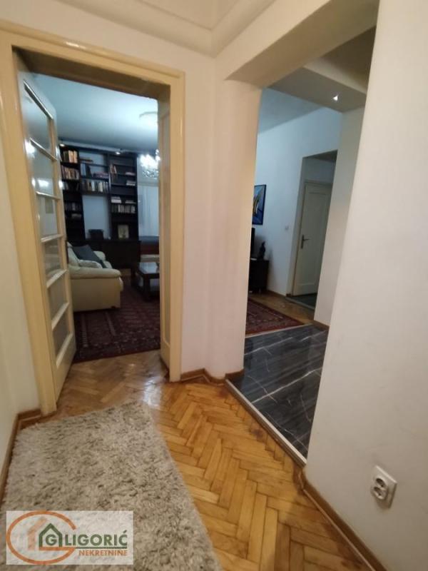 Slika 5 - Beogradska, Dvosoban stan za izdavanje, 75m2, 800€
