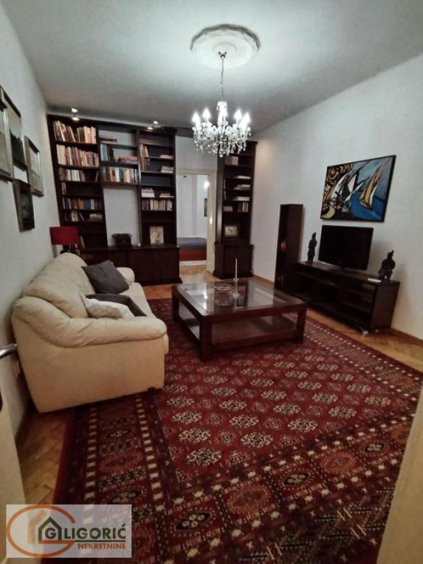 Slika 1 - Beogradska, Dvosoban stan za izdavanje, 75m2, 800€