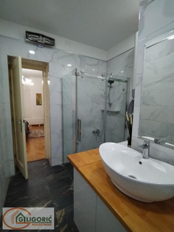 Slika 10 - Beogradska, Dvosoban stan za izdavanje, 75m2, 800€