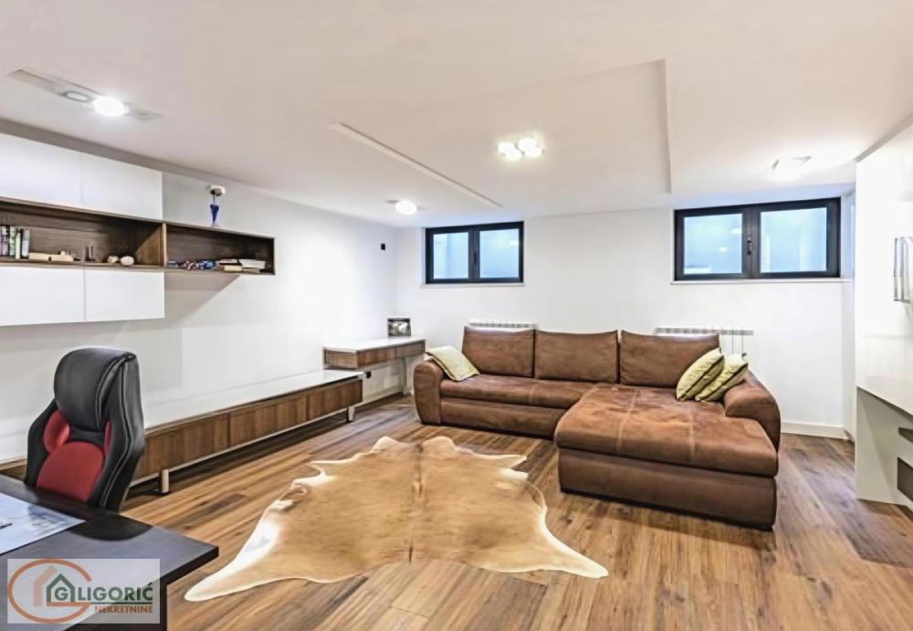 Slika 9 -  Kuća na prodaju, 305m2, 1.325.000€