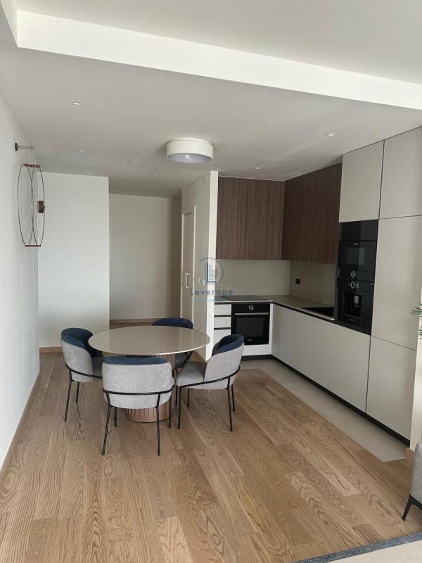 Slika 1 - Bulevar Vudroa Vilsona, Trosoban stan za izdavanje, 82m2, 1.900€