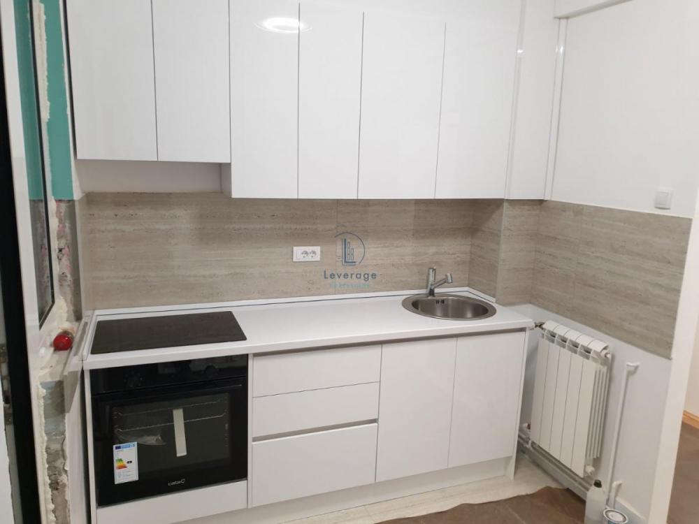 Slika 5 - Koste Jovanovića, Dvosoban stan na prodaju, 50m2, 199.000€