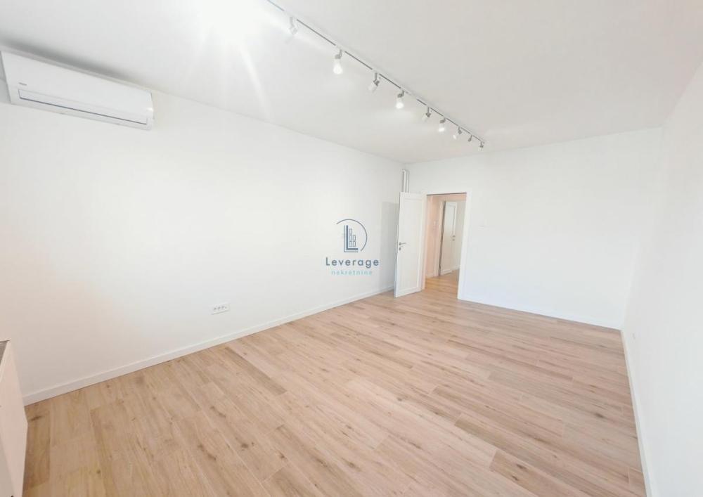 Glavna slika -Antifašističke borbe,  Lokal za izdavanje, 73m2, 1.500€