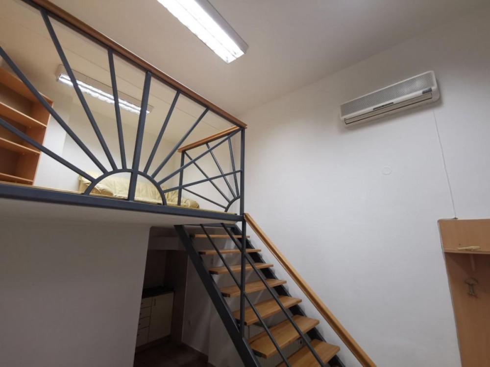 Slika 1 -  Lokal za izdavanje, 45m2, 350€