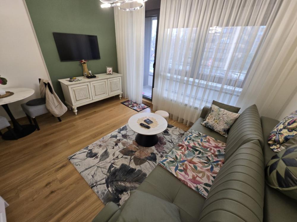 Glavna slika -Vojvode Stepe, Jednosoban stan za izdavanje, 28m2, 450€