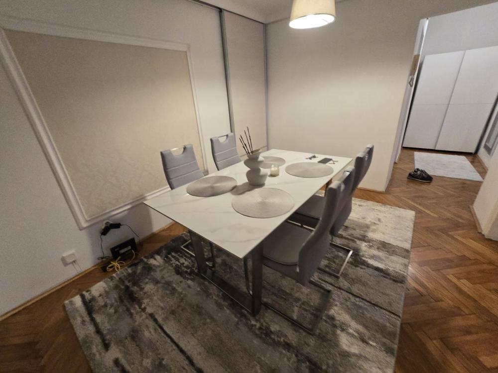 Slika 1 - Kosovska, Dvosoban stan za izdavanje, 62m2, 850€