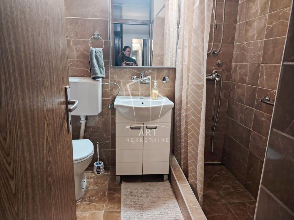 Slika 10 - Anastasa Jovanovića, Trosoban stan za izdavanje, 77m2, 80€