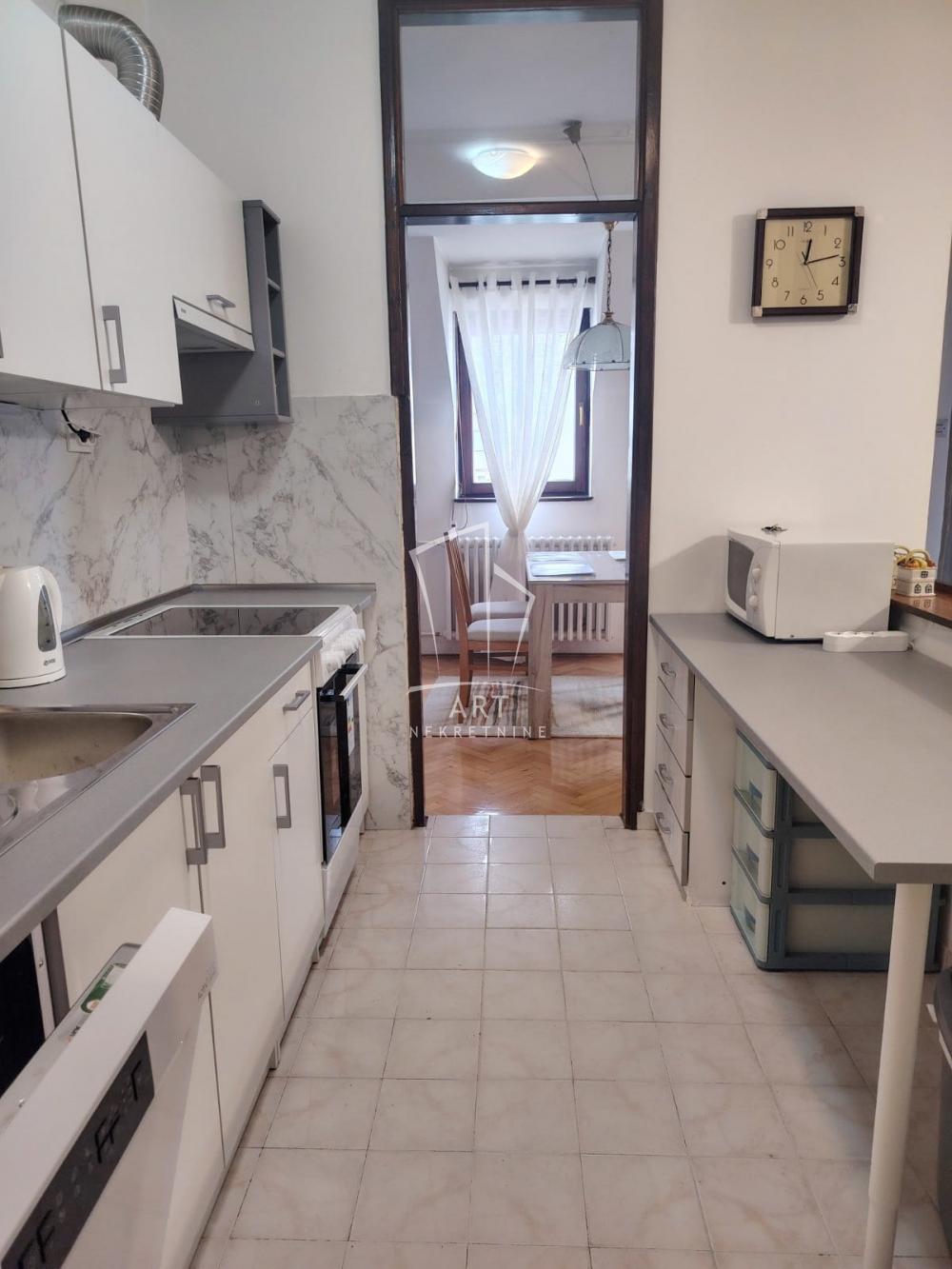 Slika 9 - Anastasa Jovanovića, Trosoban stan za izdavanje, 77m2, 80€