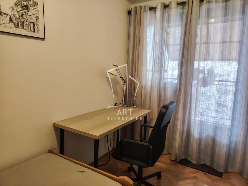 Slika 5 - Anastasa Jovanovića, Trosoban stan za izdavanje, 77m2, 80€