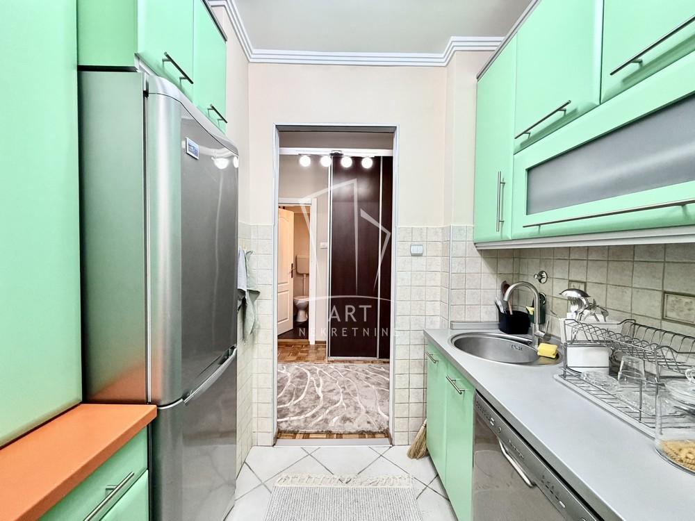 Slika 6 - Bratstva i jedinstva, Dvosoban stan na prodaju, 56m2, 139.000€