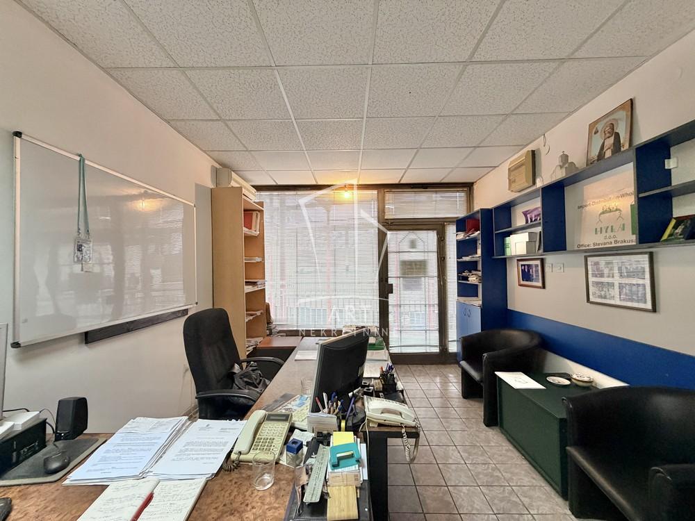 Slika 1 - Stevana Brakusa,  Lokal na prodaju, 34m2, 78.000€