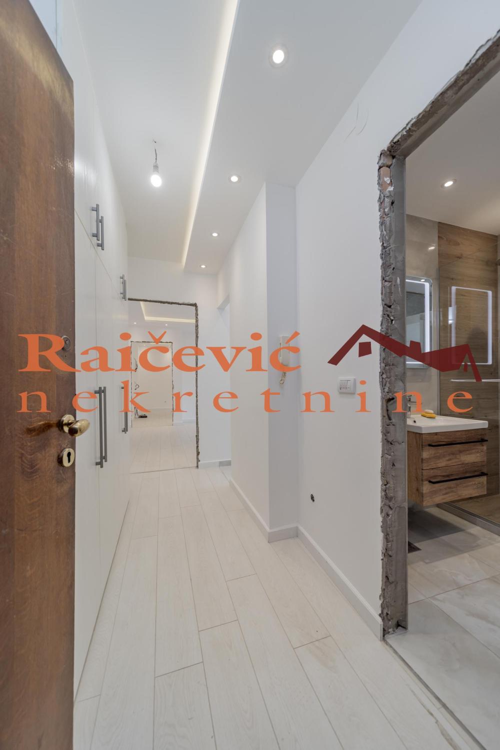 Slika 3 - Kondina, Dvosoban stan na prodaju, 60m2, 300.000€